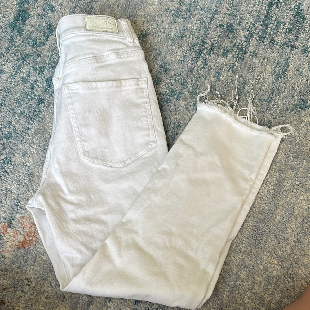 Express White Denim Super High Rise Mom Jeans